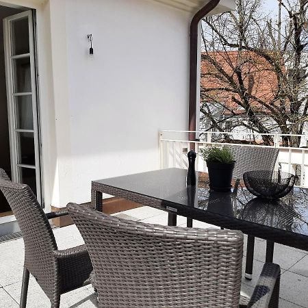 Apartment 4-6 Personen I 80Qm I Altstadt I Dachterasse I Parkplatz Straubing Bagian luar foto