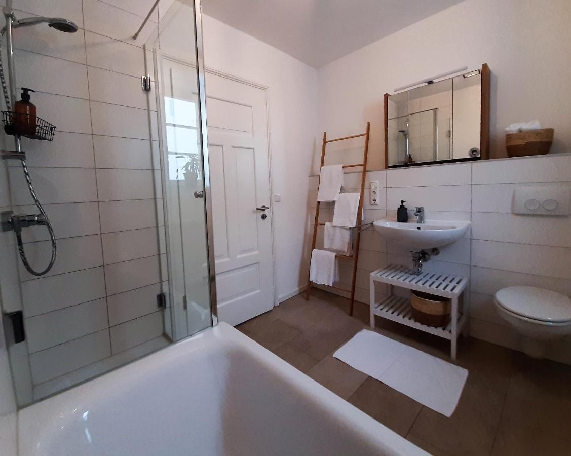 Apartment 4-6 Personen I 80Qm I Altstadt I Dachterasse I Parkplatz Straubing Bagian luar foto
